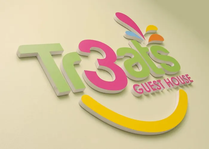 Tr3ats Hostel *