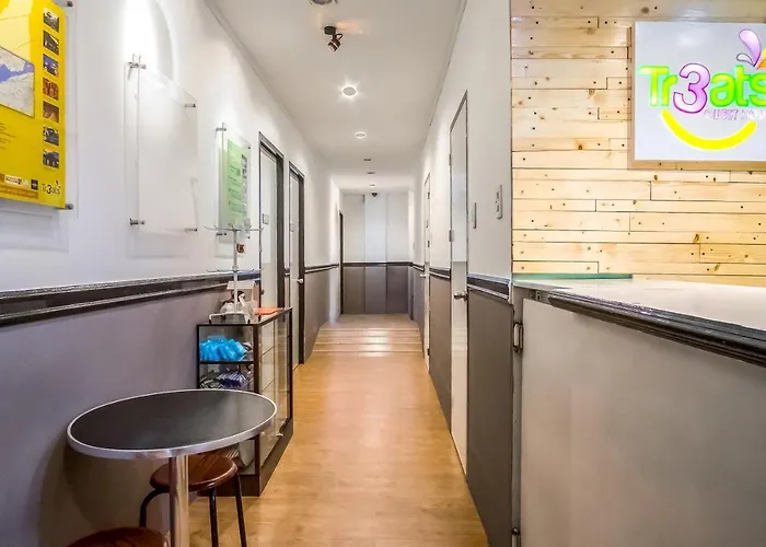 Tr3ats Hostel Cebu