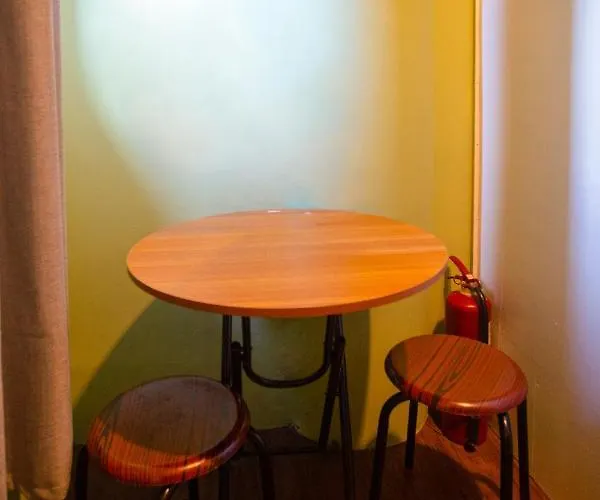 Tr3ats Hostel